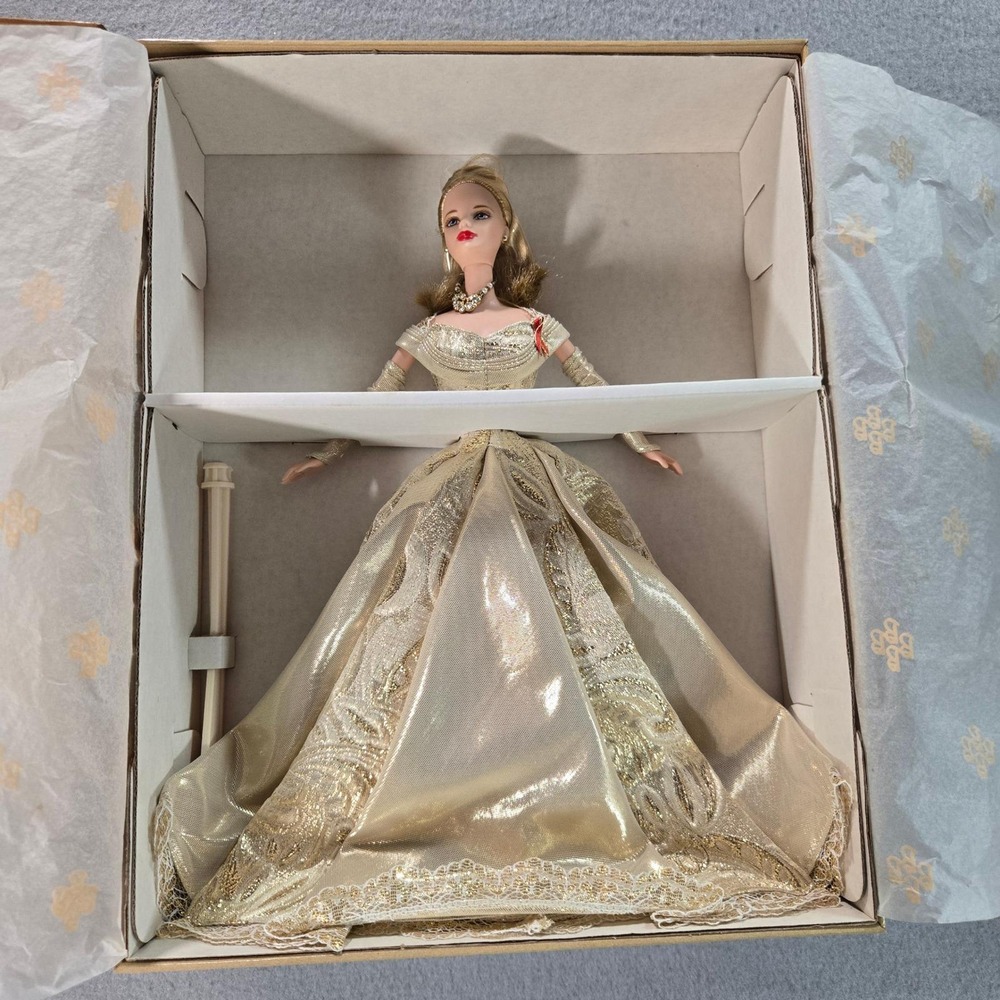 Mattel Golden Anniversary Barbie Toys R Us 50th Limited Edition Gold Gown 20038